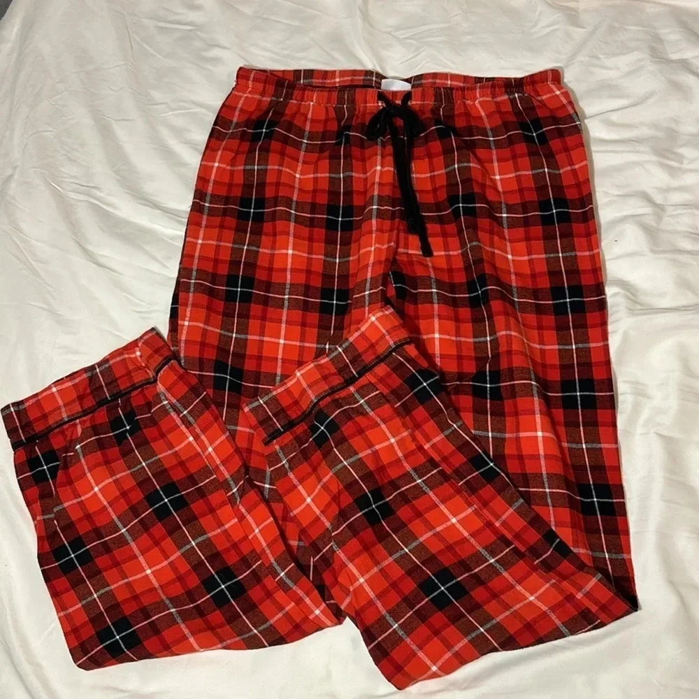 Wondershop Red Plaid Christmas Matching Family Pajama Set size XS